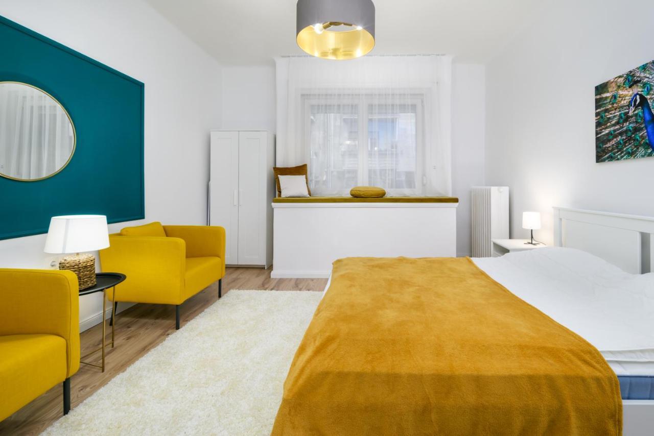 Stylish Spot By The River Danube Budapest Exterior photo